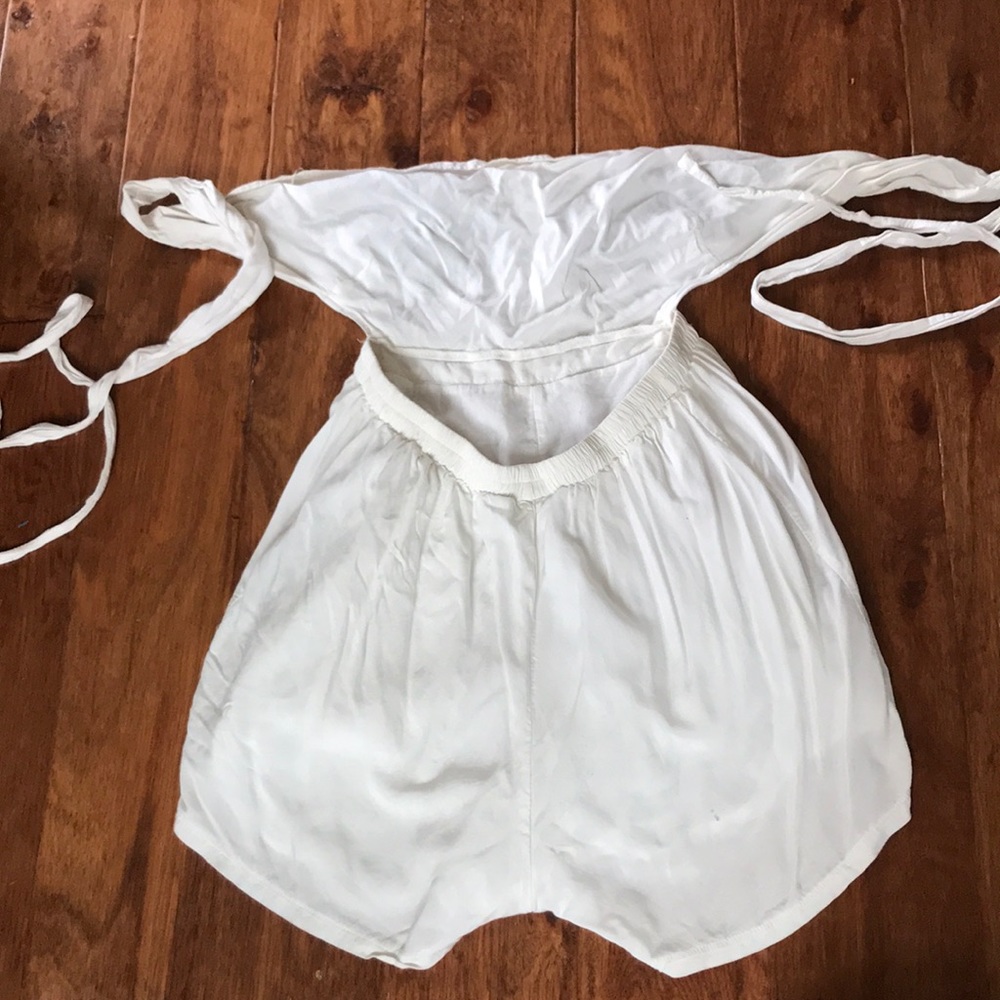ROMPER - Picture 2 of 3